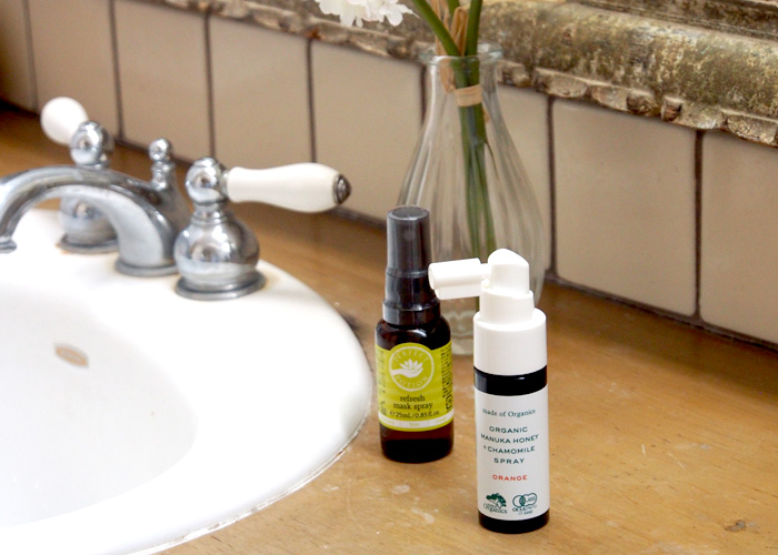 マスクが手放せないこの時期に、喉ケアとマスク対策で乗り切ろう。